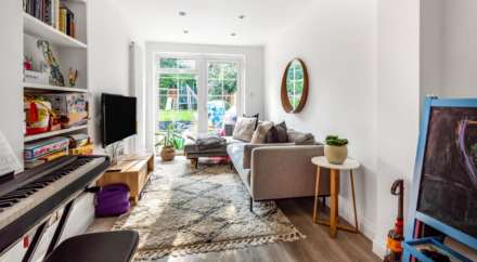 Hartfield Avenue, Elstree, Image 10
