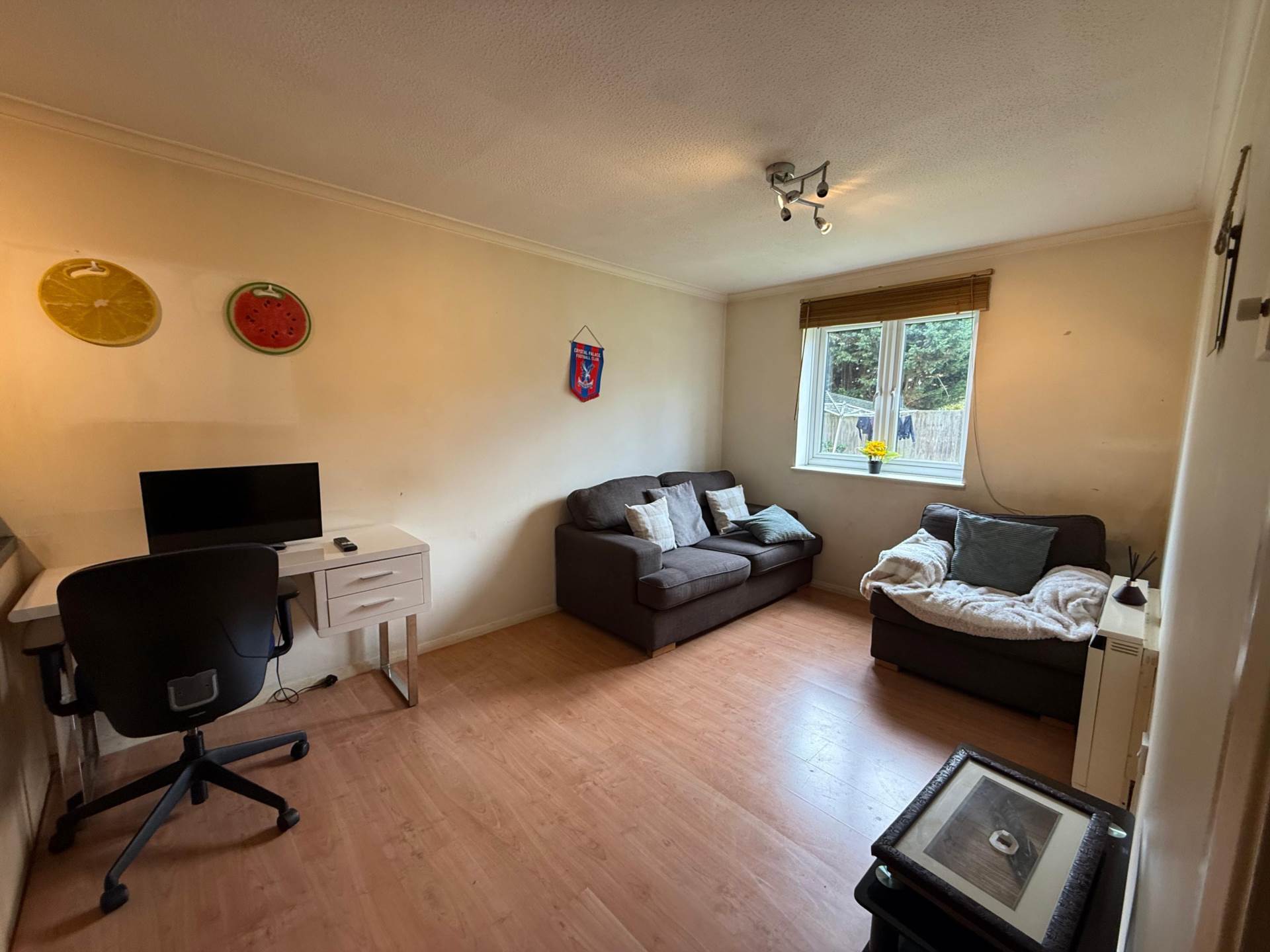Lion Court, Borehamwood, Image 2