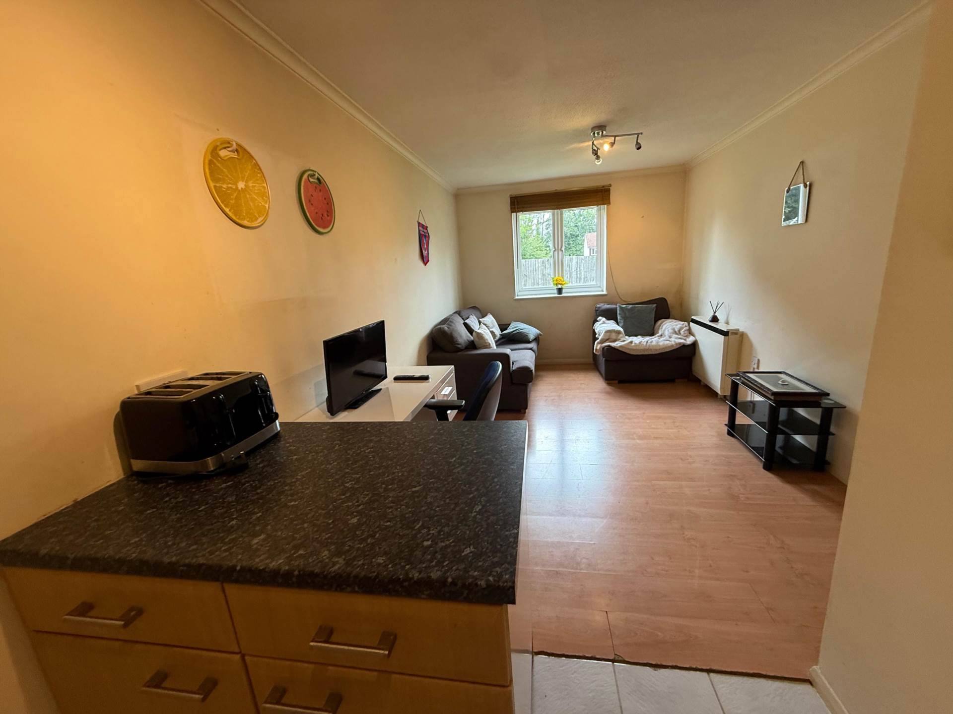 Lion Court, Borehamwood, Image 3