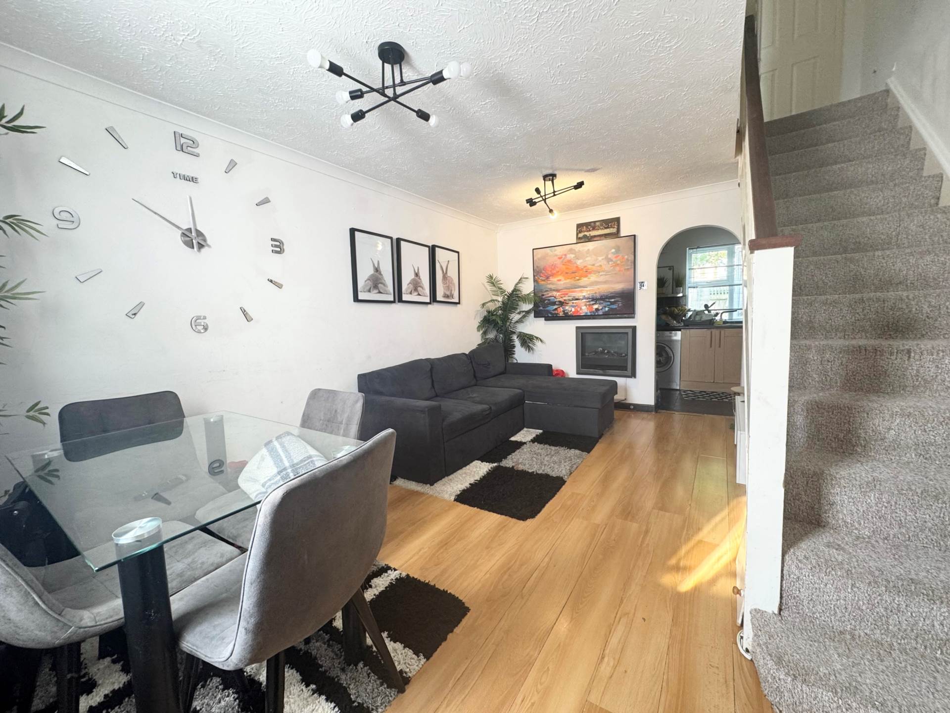 Siskin Close, Borehamwood, Image 1