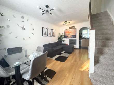 Siskin Close, Borehamwood