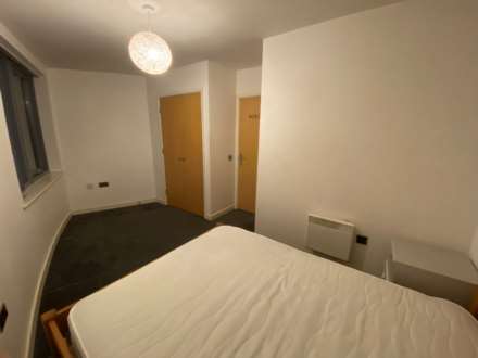 Lanacre Avenue, Colindale, Image 4