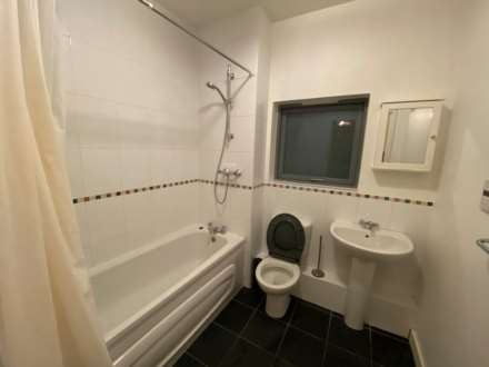Lanacre Avenue, Colindale, Image 8