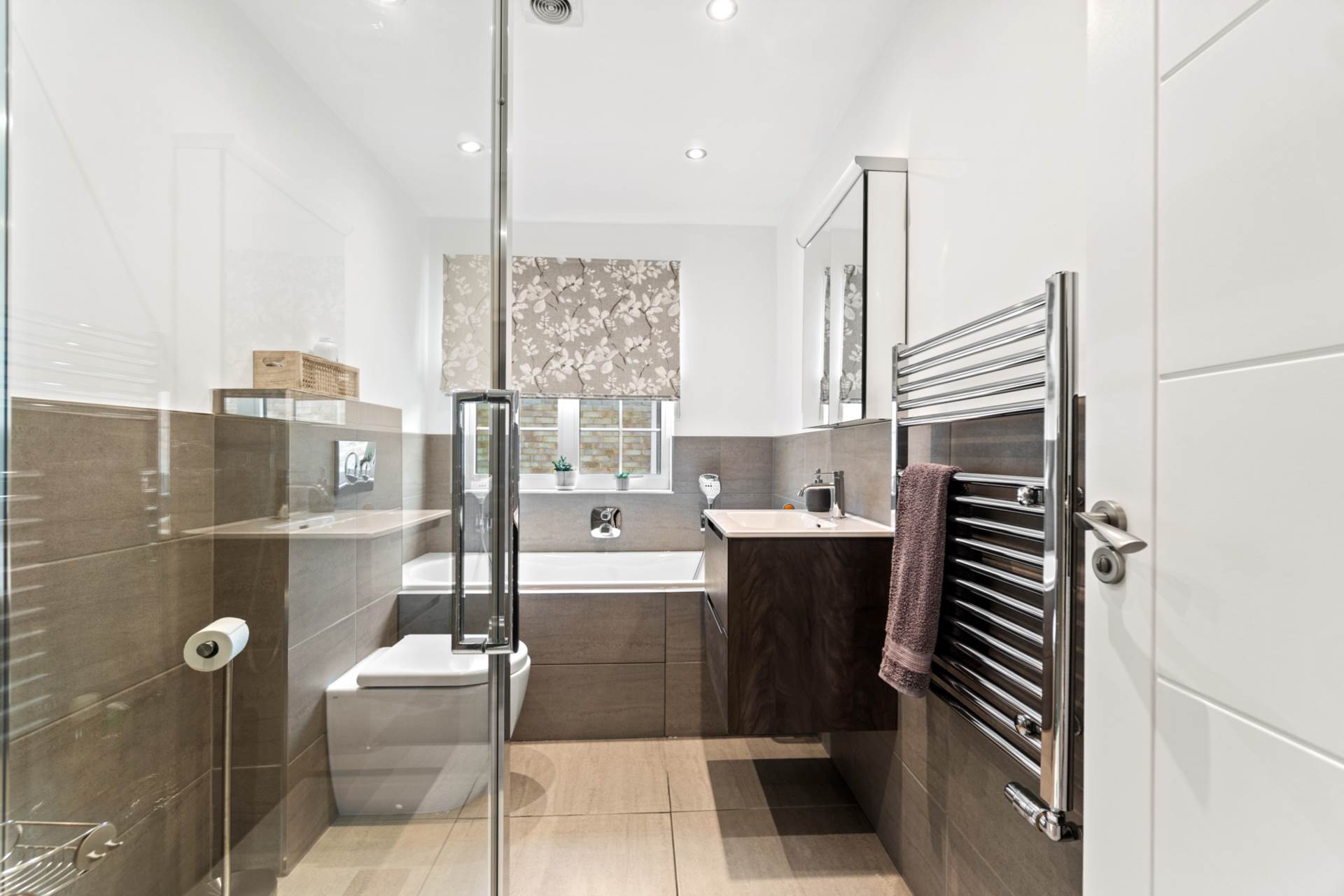 Stratfield Road, Borehamwood, Image 12