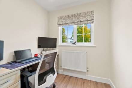 Stratfield Road, Borehamwood, Image 10