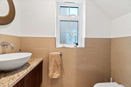 Stratfield Road, Borehamwood, Image 11