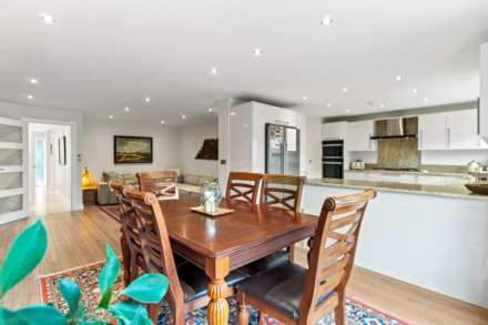 Stratfield Road, Borehamwood, Image 6