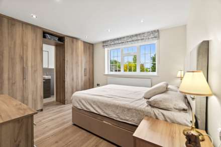 Stratfield Road, Borehamwood, Image 7