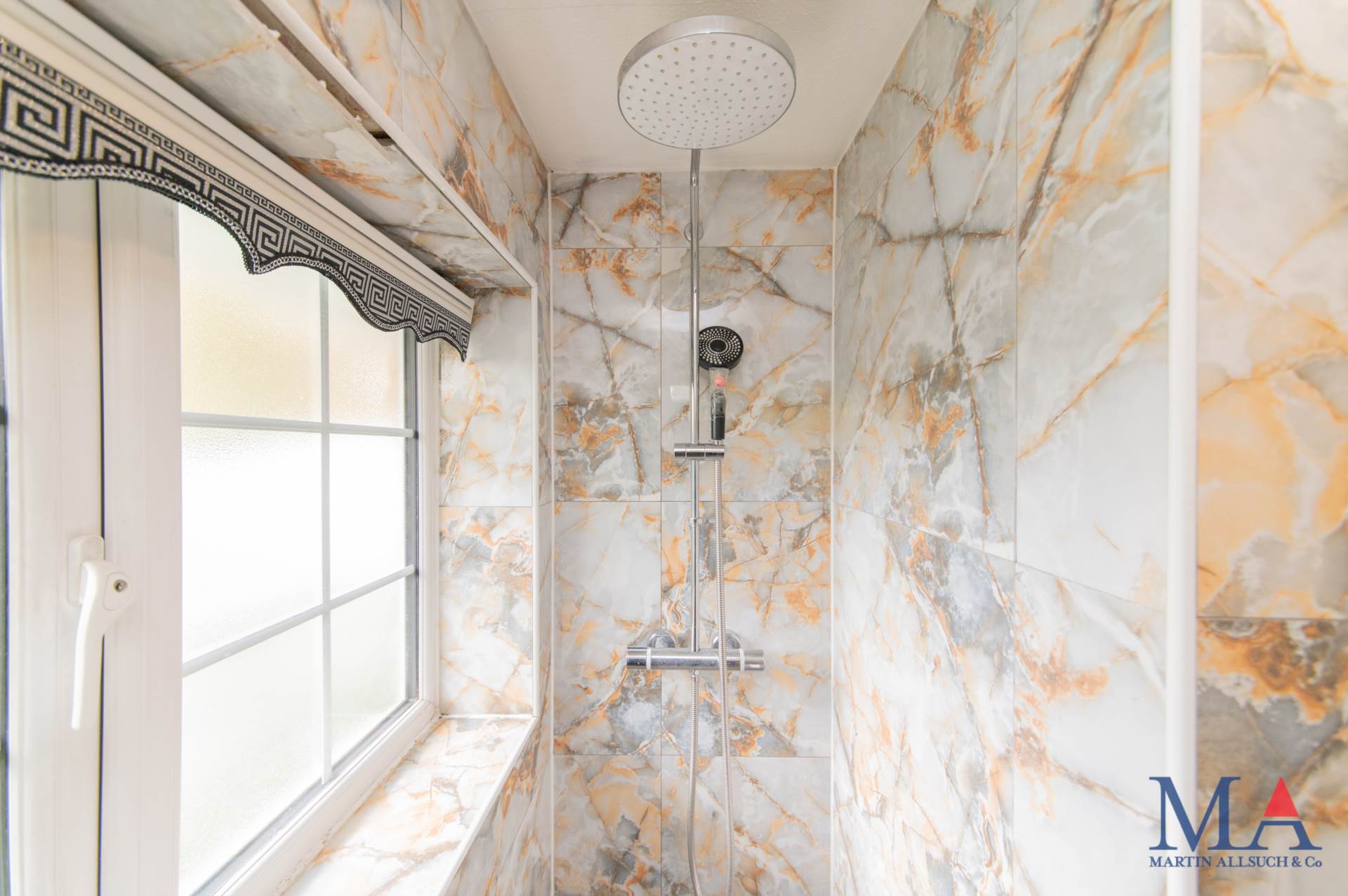 Queensway, Shenley, Image 17