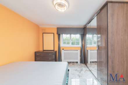 Queensway, Shenley, Image 14