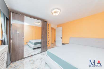 Queensway, Shenley, Image 15