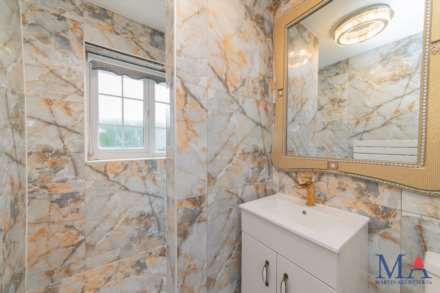 Queensway, Shenley, Image 16