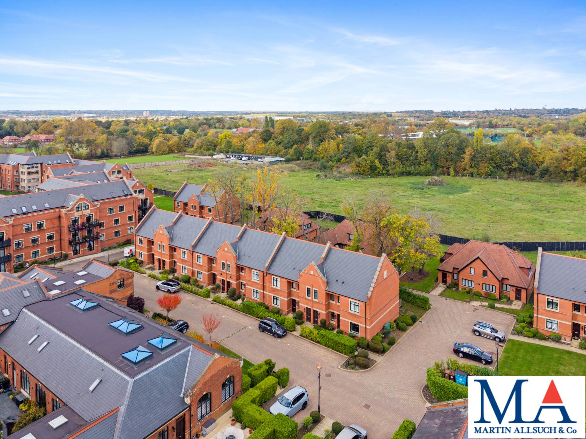 Marlborough Drive, Bushey, Image 2