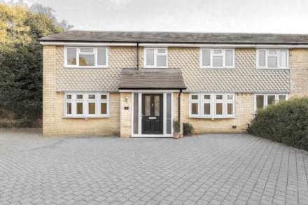 Wych Elms, Park Street, Image 15