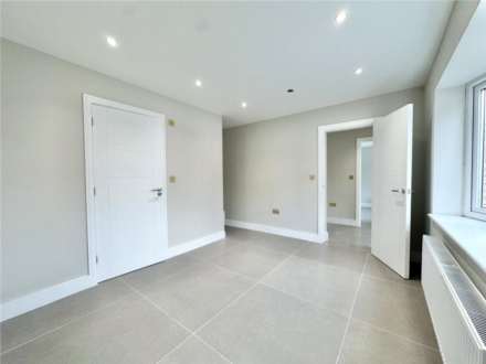 Wych Elms, Park Street, Image 9