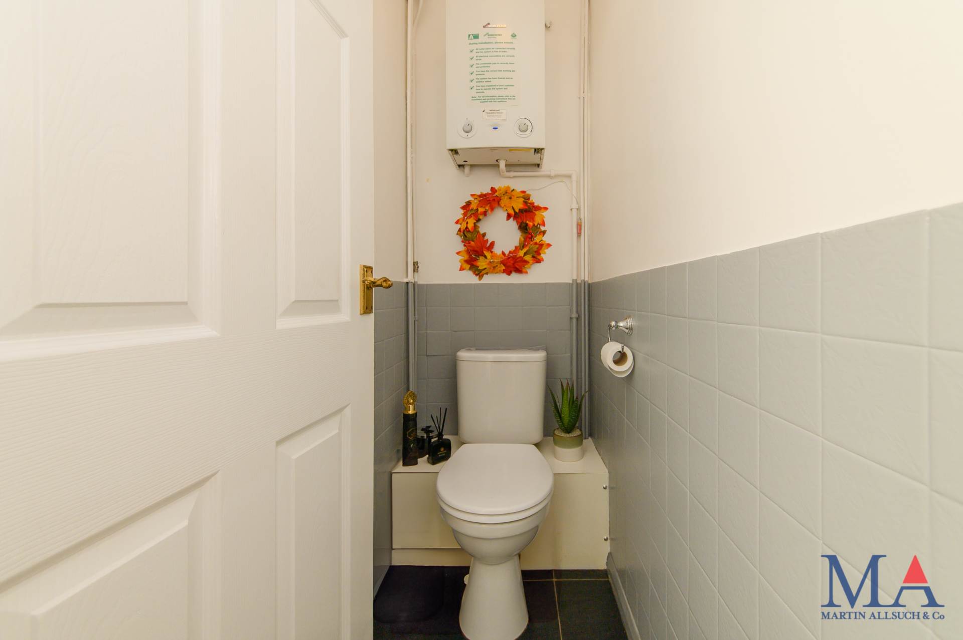 Rossington Avenue, Borehamwood, Image 19