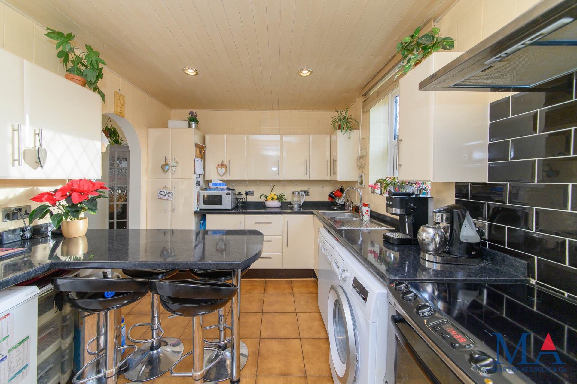 Rossington Avenue, Borehamwood, Image 8