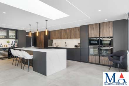 Grange Road, Elstree, Image 2