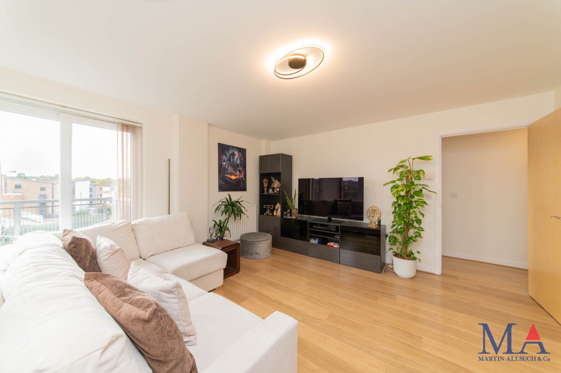 Hepburn Court, Borehamwood, Image 1