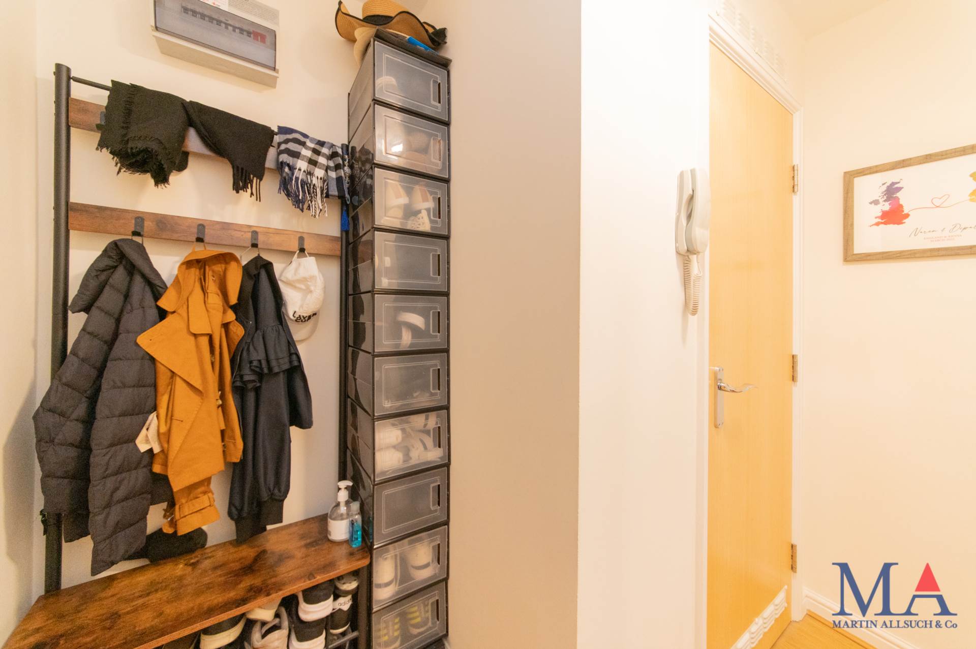 Hepburn Court, Borehamwood, Image 14