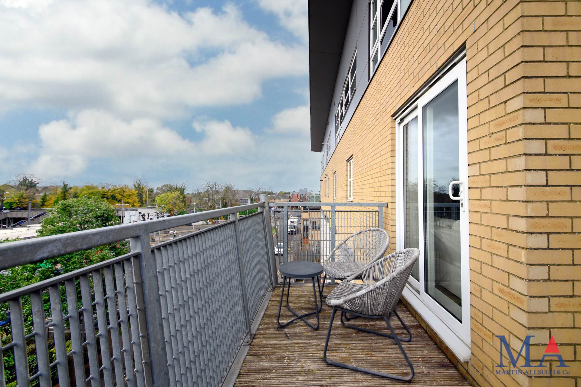 Hepburn Court, Borehamwood, Image 20