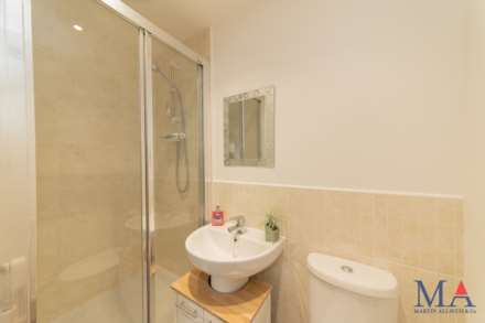 Hepburn Court, Borehamwood, Image 16