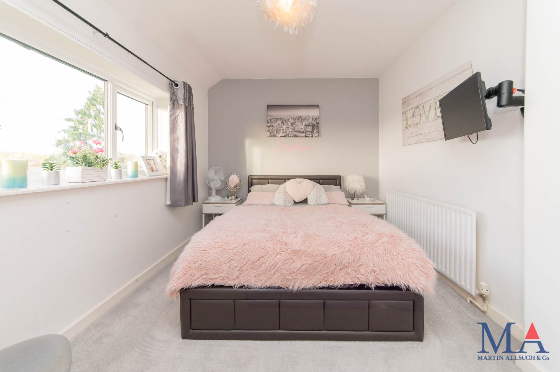 Barkston Path, Borehamwood, Image 14