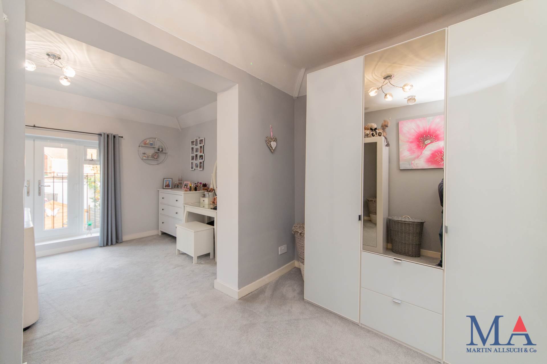 Barkston Path, Borehamwood, Image 23