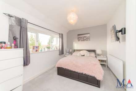 Barkston Path, Borehamwood, Image 15