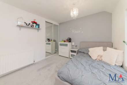 Barkston Path, Borehamwood, Image 19