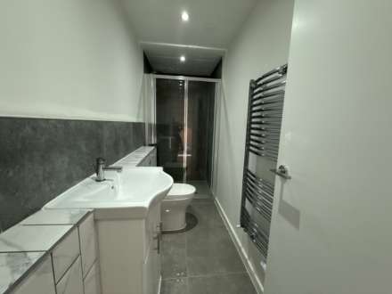 Bullhead Road, Borehamwood, Image 18
