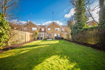 Cavendish Crescent, Elstree, Image 31