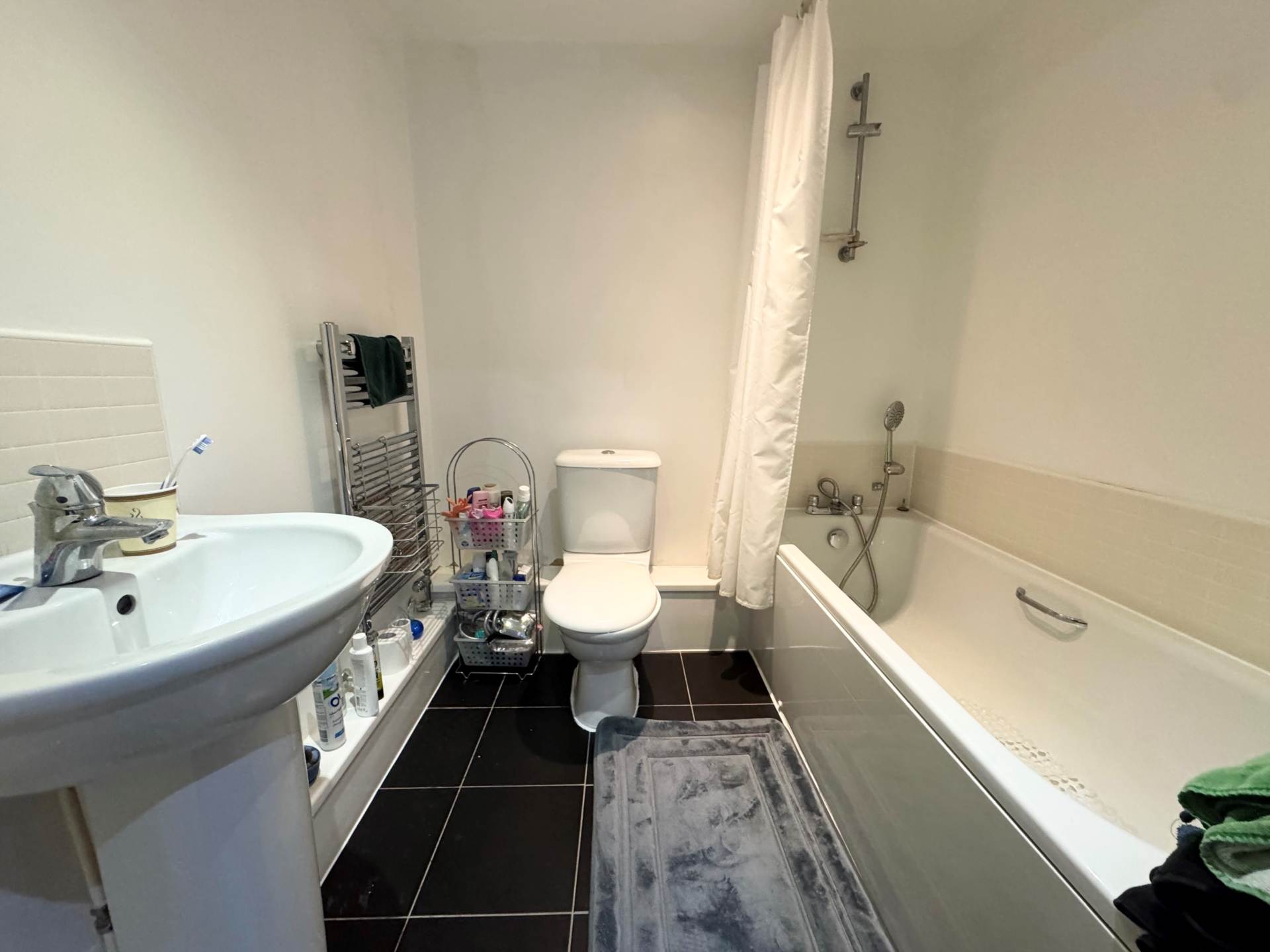 Grade Close, Elstree, Image 12