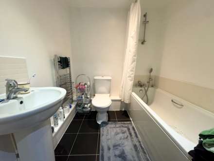 Grade Close, Elstree, Image 12