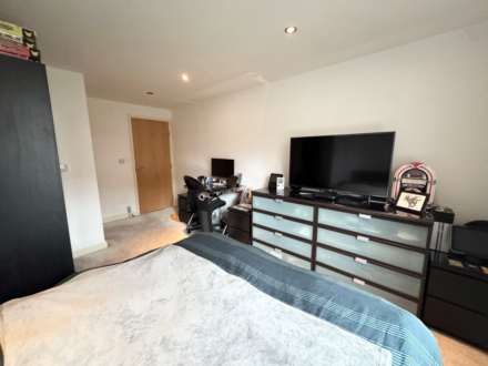 Grade Close, Elstree, Image 8