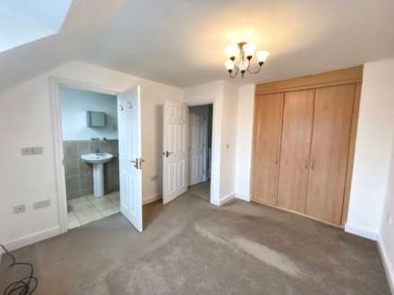 Coleridge Way, Borehamwood, Image 5