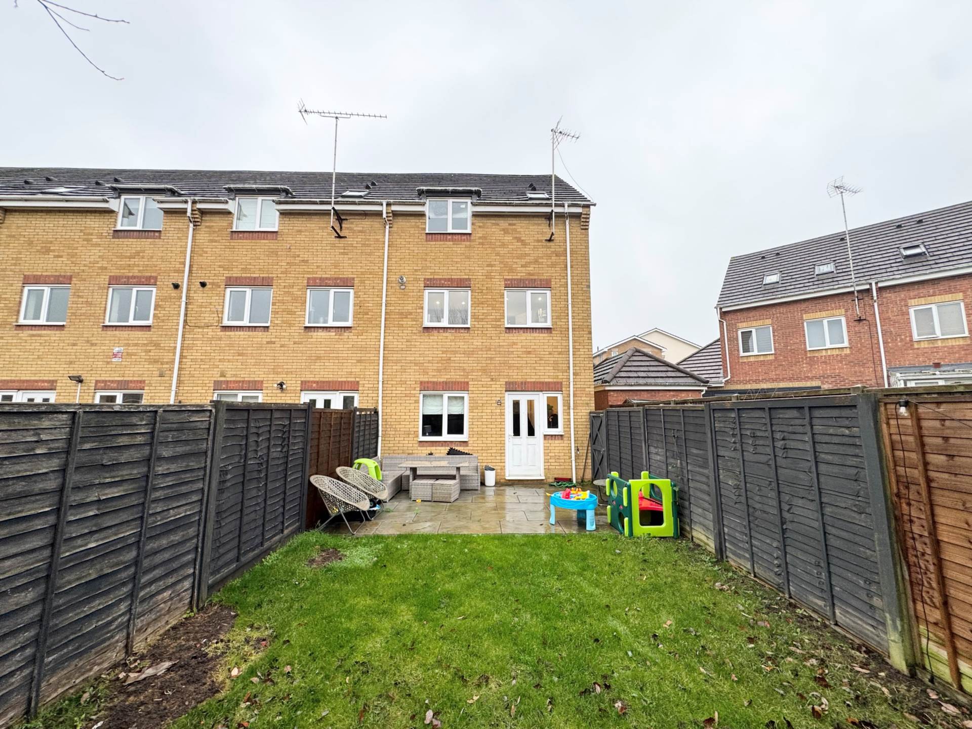 Coleridge Way, Borehamwood, Image 16