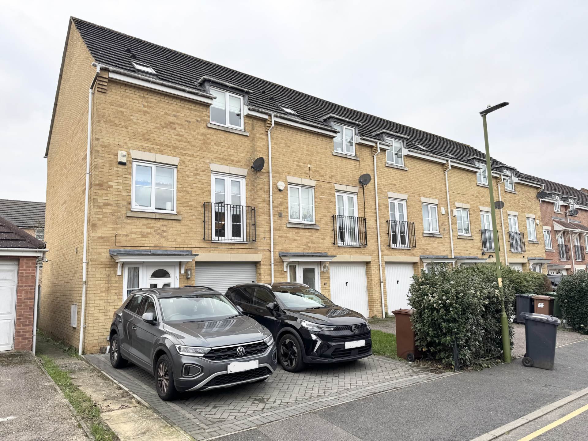 Coleridge Way, Borehamwood, Image 3