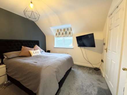 Coleridge Way, Borehamwood, Image 11