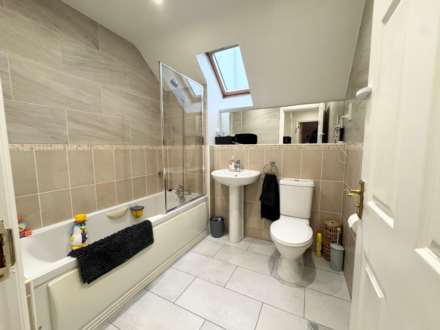 Coleridge Way, Borehamwood, Image 17