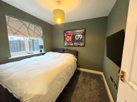 Coleridge Way, Borehamwood, Image 9