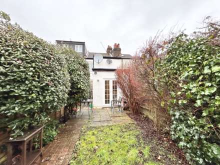 Malden Road, Borehamwood, Image 14