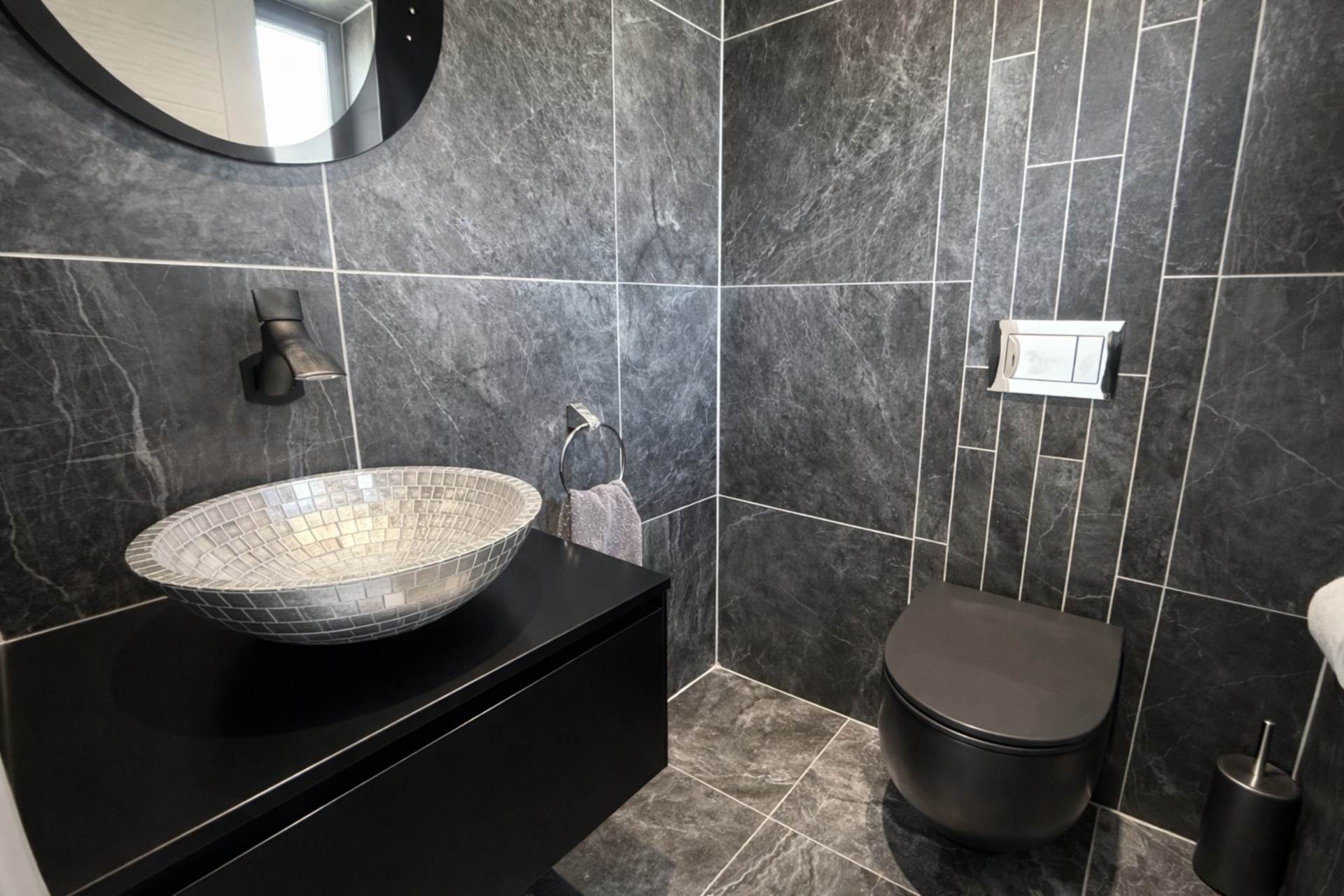 Grange Road, Borehamwood, Image 13