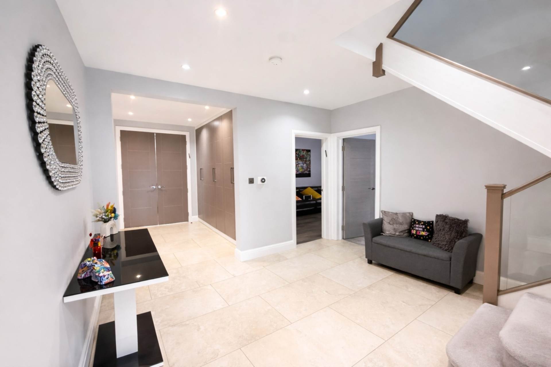 Grange Road, Borehamwood, Image 4