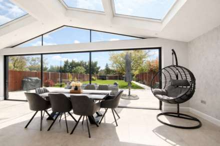 Grange Road, Borehamwood, Image 1