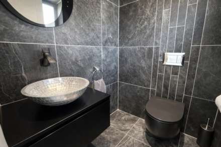 Grange Road, Borehamwood, Image 13