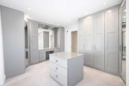 Grange Road, Borehamwood, Image 7