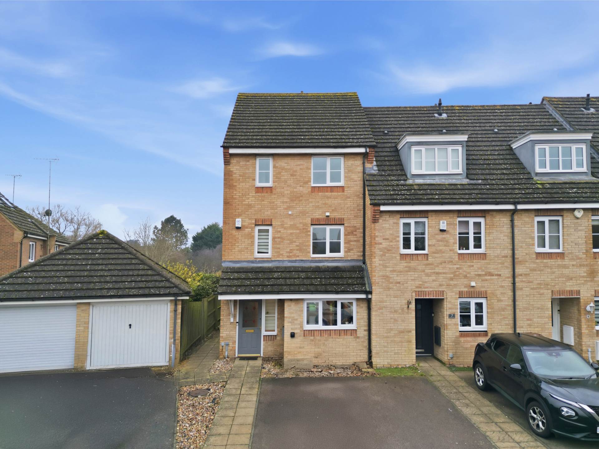 Alconbury Close, Borehamwood, Image 1