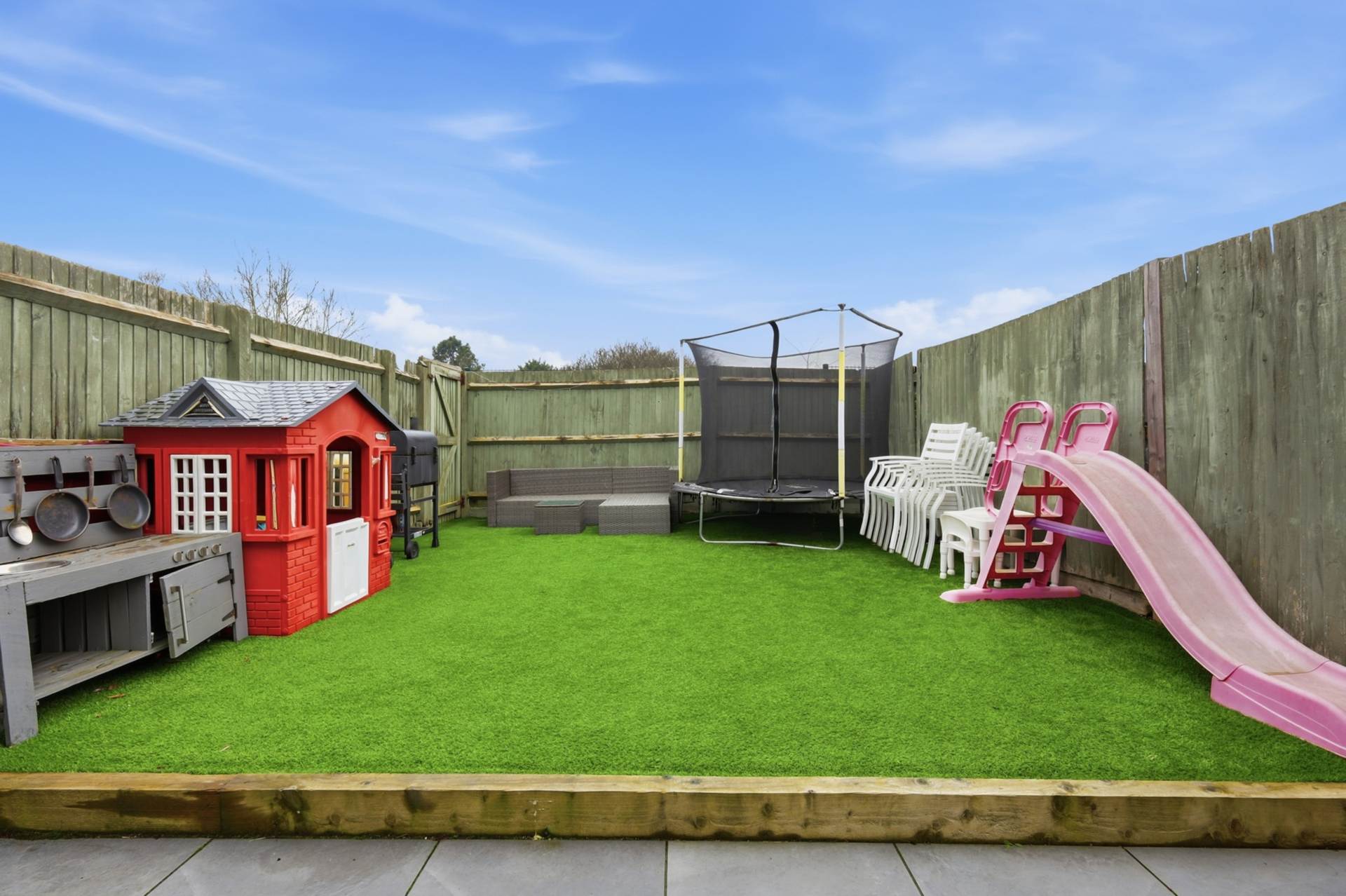 Alconbury Close, Borehamwood, Image 18