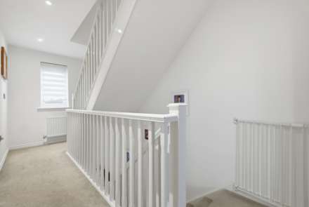 Alconbury Close, Borehamwood, Image 12